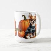Süßer Chihuahua in Pullover mit Kürbissen Kaffeetasse (VorderseiteRechts)