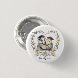 Süßer Dachs und Pinguin-Abschiedsumarmung Personal Button