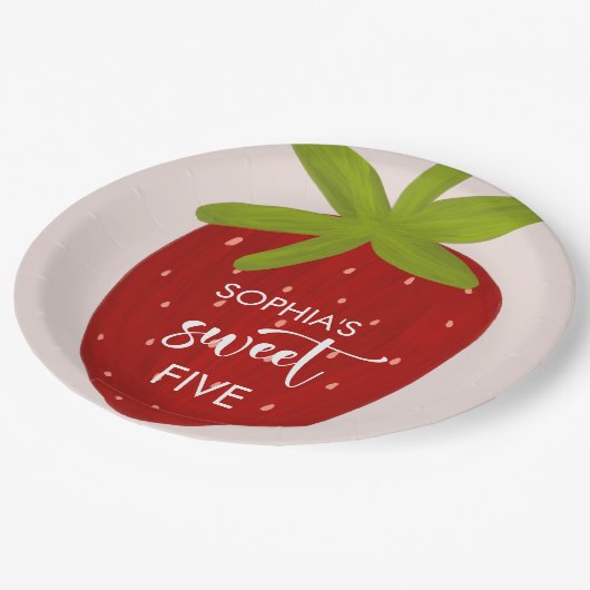 Süßer Erdbeeren-Kindergeburtstag Pappteller (Schrägansicht)