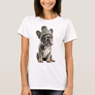 Süßer Französischer Bulldogge in gestrickter Winte T-Shirt