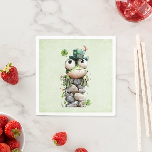 Süßer Frosch mit grüner Mütze und Kleeblatt Serviette (Beispiel)