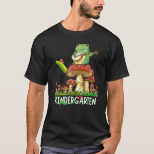 Süßer Frosch spielt Banjo Schnecke Pilz Kindergart T-Shirt