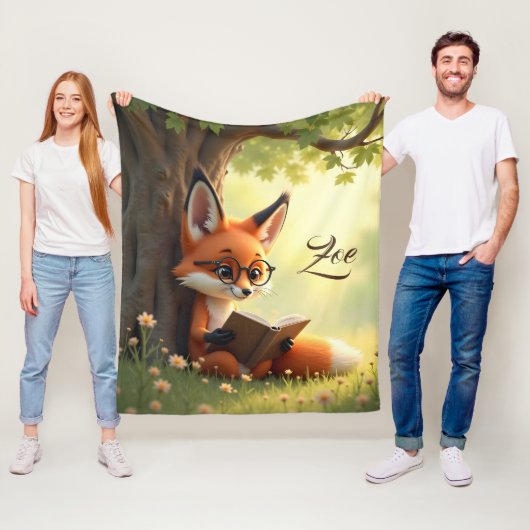 Süßer Fuchs beim Lesen eines Buches, individuelle Fleecedecke (Beispiel)