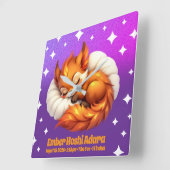 Süßer Fuchswelpe schläft in sternigem Nachthimmel Quadratische Wanduhr (Winkel)