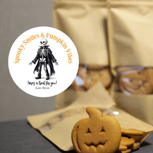 Süßer Halloween-Aufkleber – Kürbiszeit & Gruselig Runder Aufkleber