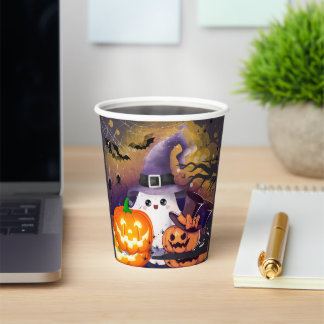 Süßer Halloween-Geist mit Hexenhut und Kürbissen Pappbecher