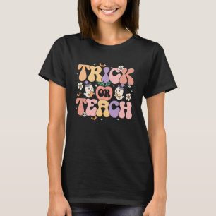 Süßer Halloween Groovy Geist Lehrer Streich oder L T-Shirt