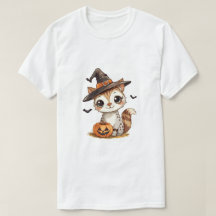 Süßer Halloween-Kater mit Kürbis