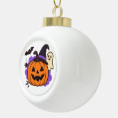 Süßer Halloween-Kürbis mit Hexenhut – Geist & Fled Keramik Kugel-Ornament (Rechts)