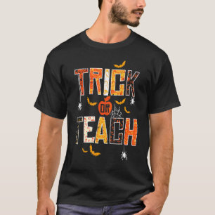 Süßer Halloween-Lehrer Streich oder Lehre Männer F T-Shirt