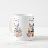 Süßer Hase mit Rosenkranz Kaffeetasse (Vorderseite Links)