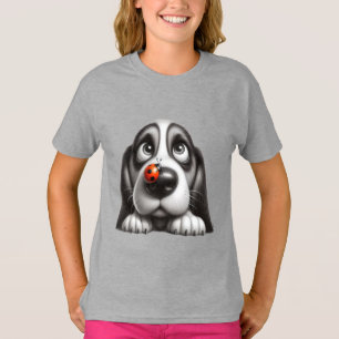 Süßer Hund mit Marienkäfer T-Shirt