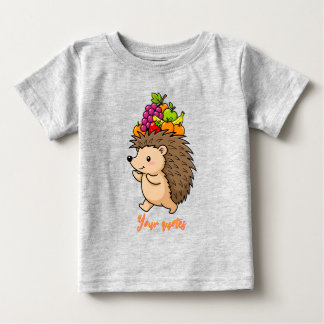 Süßer Igel mit frischem Obst Baby T-shirt