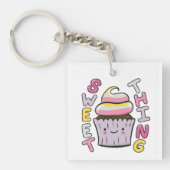 Süßer Kawaii-Cupcake mit Text Schlüsselanhänger (Vorderseite)