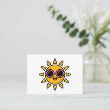 Süßer Kawaii Retro-Sonne mit rosa Sonnenbrille im 