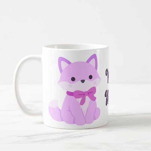 Süßer Kawaii sitzender Lavendel-Fuchs mit lila Sch Kaffeetasse (Links)