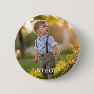 Süßer Kleiner Jungen Knopf – Niedliches Kind Foto Button