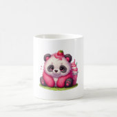 Süßer kleiner Panda mit Erdbeere Kaffeetasse (Mittel)