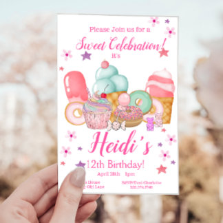 Süßer Kuchen, Eiscreme zum Geburtstag, jedes Alter Einladung