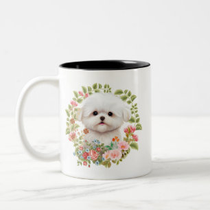 Süßer Malteser Welpe in Blüte, Malteser-Hundefreun Zweifarbige Tasse