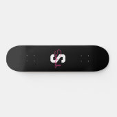Süßer Name & Monogramm | Schwarz Weiß & Rosa Skateboard (Horizontal)