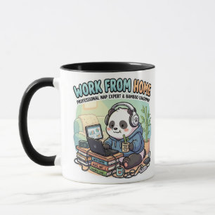 Süßer Panda arbeitet von zu Hause aus   Tasse