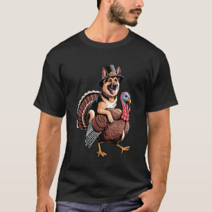 Süßer Pilger Deutscher Schäferhund Reitet Truthahn T-Shirt