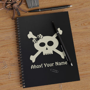 Süßer Pirat personalisiertes Totenkopf-Kreuzknoche Notizblock