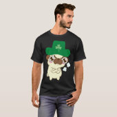 Süßer Pug-Hund St. Patrick s Day Hund St. Patrick T-Shirt (Vorne ganz)