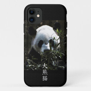 Süßer Riesen-Panda-Bär mit leckeren Bambusblättern iPhone 11 Hülle
