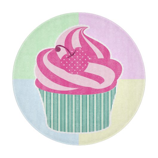 Süßer rosa Cupcake in Pastellfarben Schneidebrett (Vorderseite)