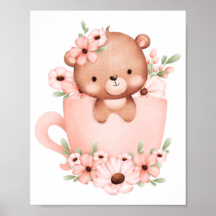 Süßer rosa Teddybär in einer Tasse mit Blumen  Poster