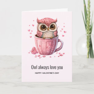 Süßer rosa Uhu in einem Valentinstag-Becher Karte