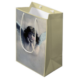 Süßer rosiger Vintage-Engel in Wolken Mittlere Geschenktüte
