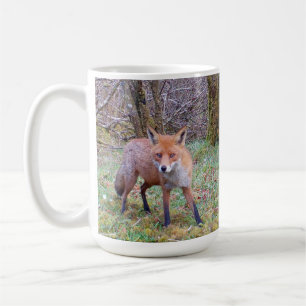 Süßer Rotfuchs mit intensivem Blick Waldtier Kaffeetasse