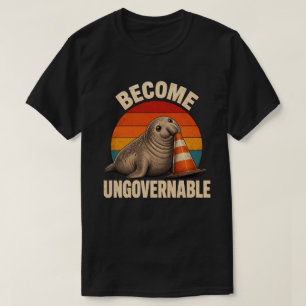 Süßer Seehund-Verkehrskegel-Sonnenuntergang wird u T-Shirt
