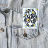 Süßer Stinktier mit blauen Blumen Rechteck Pinback Button (Insitu)