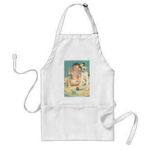 Süßer Vintage-Baby, das mit Hund am Telefon sprich Schürze