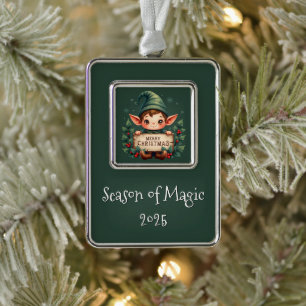 Süßer Weihnachtself hält fröhliches Schild in Grün Rahmen-Ornament Silber