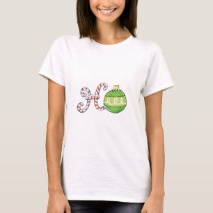 Süßer Weihnachtstext, Ho in Candy Cane-Ornamenten T-Shirt