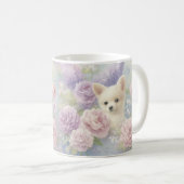 süßer weißer Welpe mit Blumen Kaffeetasse (VorderseiteRechts)