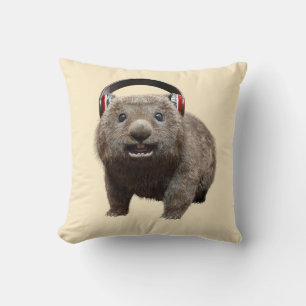 Süßer Wombat mit Kopfhörern Musikliebhaber Kunst Kissen
