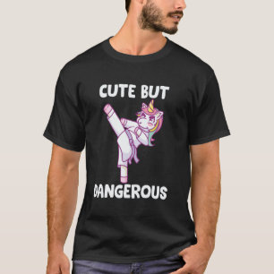 Süßes aber gefährliches Karate-Einhorn T-Shirt