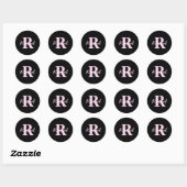 Süßes anpassbares Monogramm | Hellrosa und Schwarz Runder Aufkleber (Blatt)