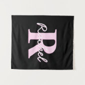 Süßes anpassbares Monogramm | Hellrosa und Schwarz Wandteppich (Vorderseite (Horizontal))