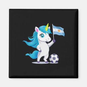 Süßes Argentinien Wurzeln Einhorn spielt Fußball A Magnet