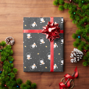 Süßes Astronauten-Katzenmuster mit schwarzem Hinte Geschenkpapier