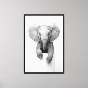 Süßes Baby-Elefant schaut hinter Toilettenpapier h Leinwanddruck