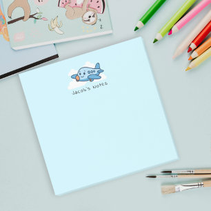 Süßes blaues Cartoon-Flugzeug am Himmel Kinder ind Post-it Klebezettel