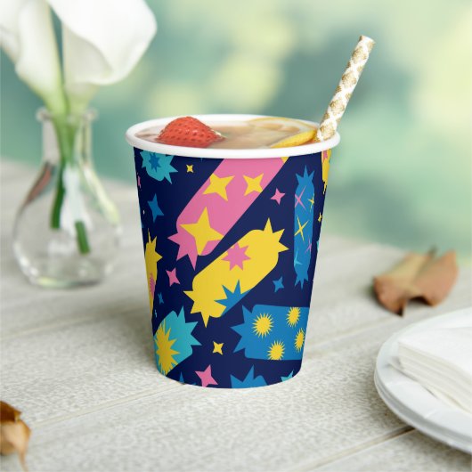 Süßes Bonbons. Pappbecher (In Situ)